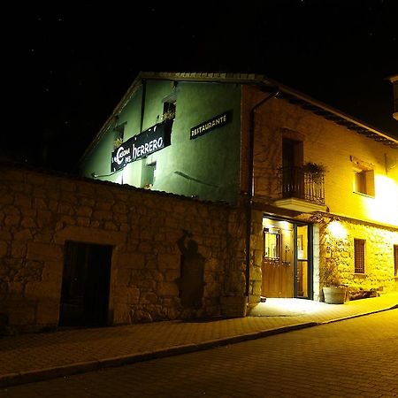 La Casona Del Herrero Navaleno Extérieur photo