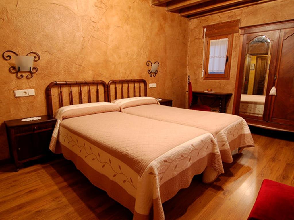 La Casona Del Herrero Navaleno Chambre photo